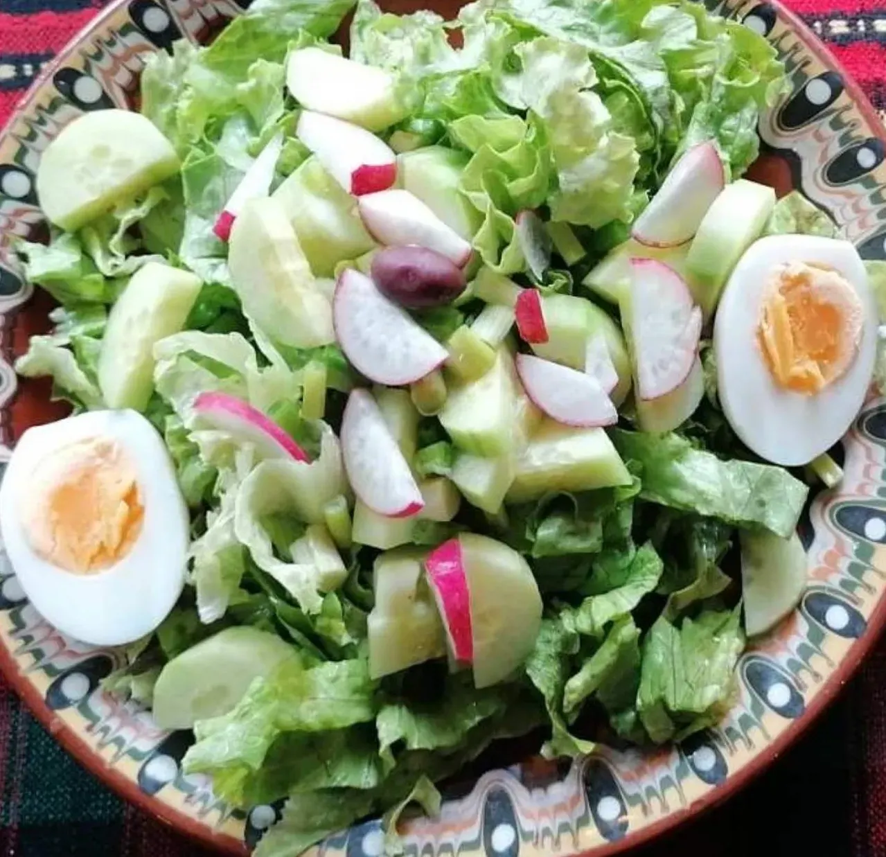 Зелена салата